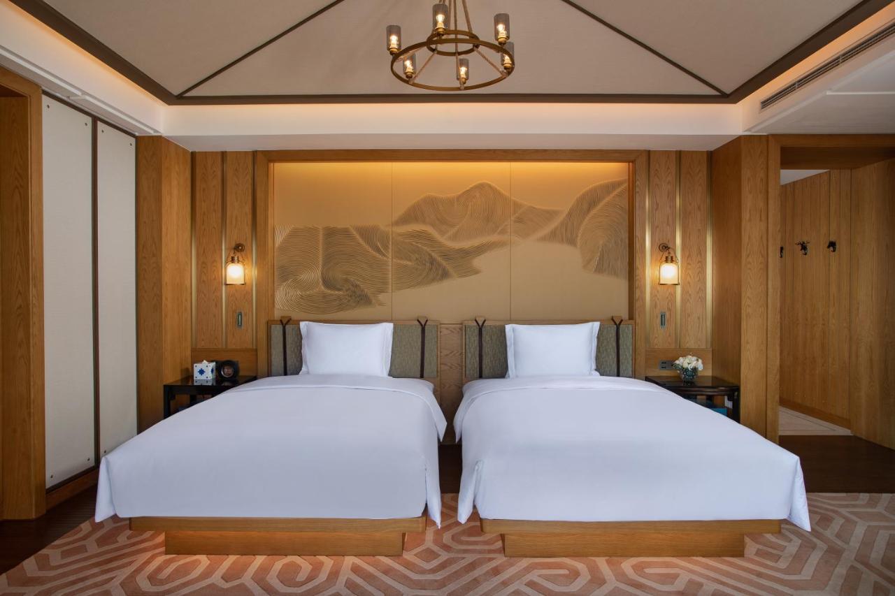 Hotel Indigo Diqing Moonlight City By Ihg Shangri-La Eksteriør bilde